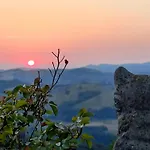 Poggio Di Vento Sulla Via Degli Dei Bed & Breakfast *