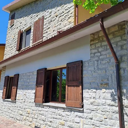 Poggio Di Vento Sulla Via Degli Dei *